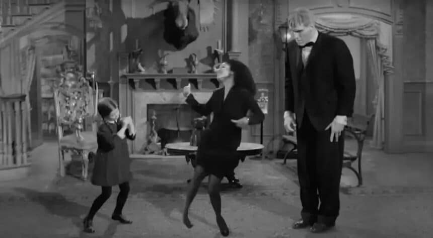 A dança hilária de Elaine do Seinfeld em novas cenas icônicas