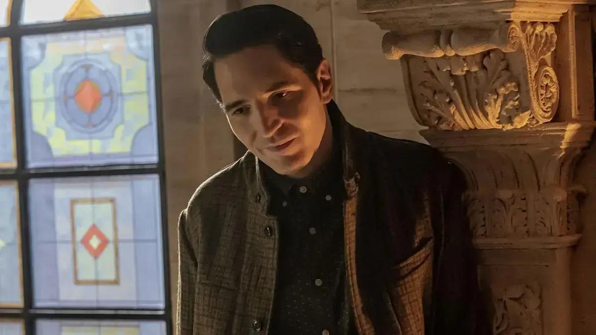 David Dastmalchian faz história em Dexter: matando dois irmãos gêmeos na mesma temporada