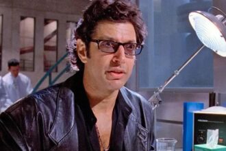 Jurassic Park: Fãs descobrem momento hilário de Jeff Goldblum com o T-Rex após 32 anos
