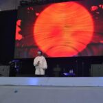 Yama: Da internet à fama mundial com músicas de anime e apresentações ao vivo