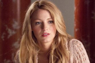 Elizabeth Hurley revela segredos de beleza e marcos em Gossip Girl