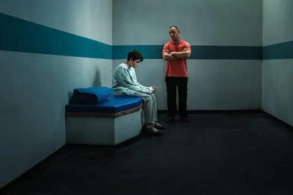Jack Thorne e Stephen Graham brilham no Emmy 2025 com Adolescence
