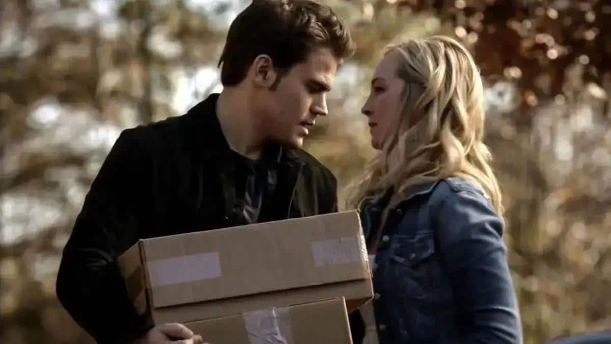 Os 8 Romances que Marcaram 'The Vampire Diaries' e Seus Finais Dolorosos