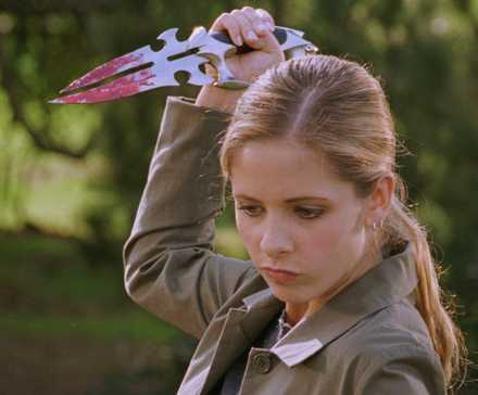Buffy holding a dagger in Buffy the Vampire Slayer