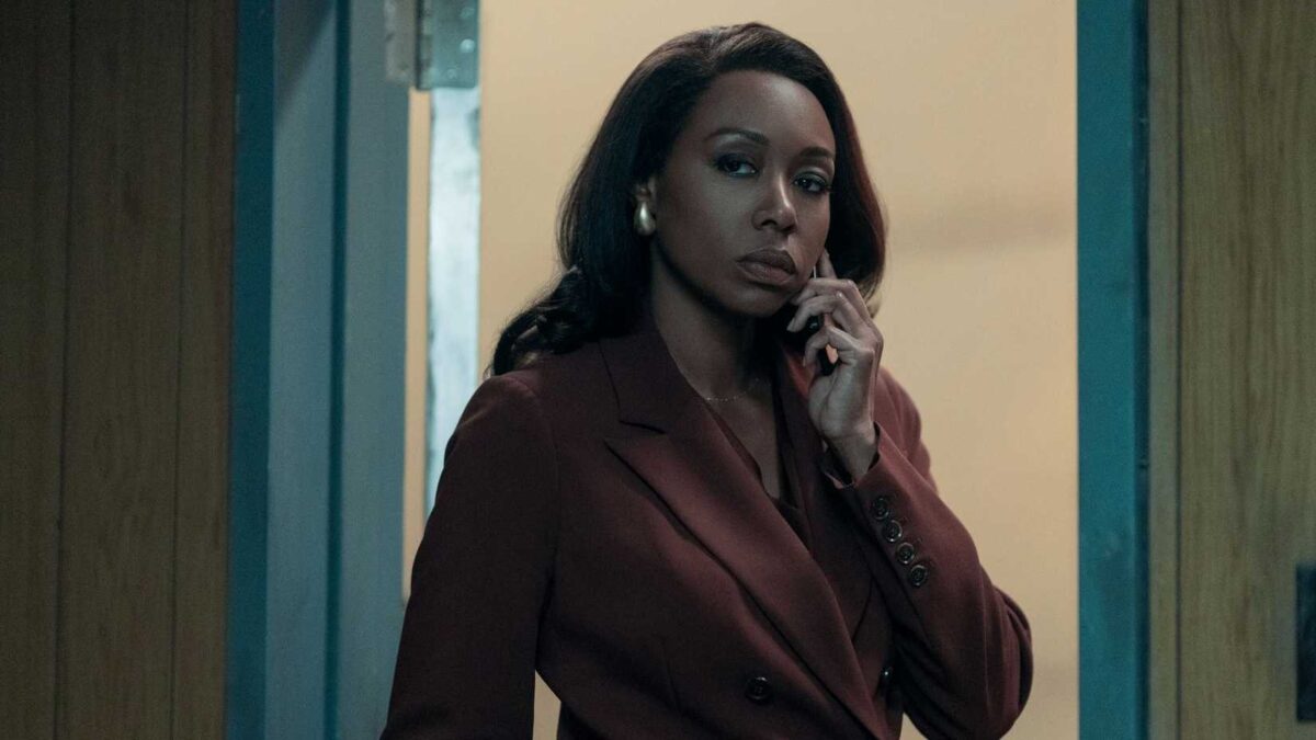 Amanda Warren as Catherine Weaver on the phone in The Night Agent.
