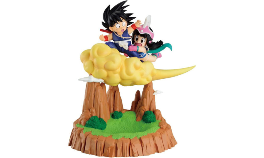 estátua Goku e Chichi
