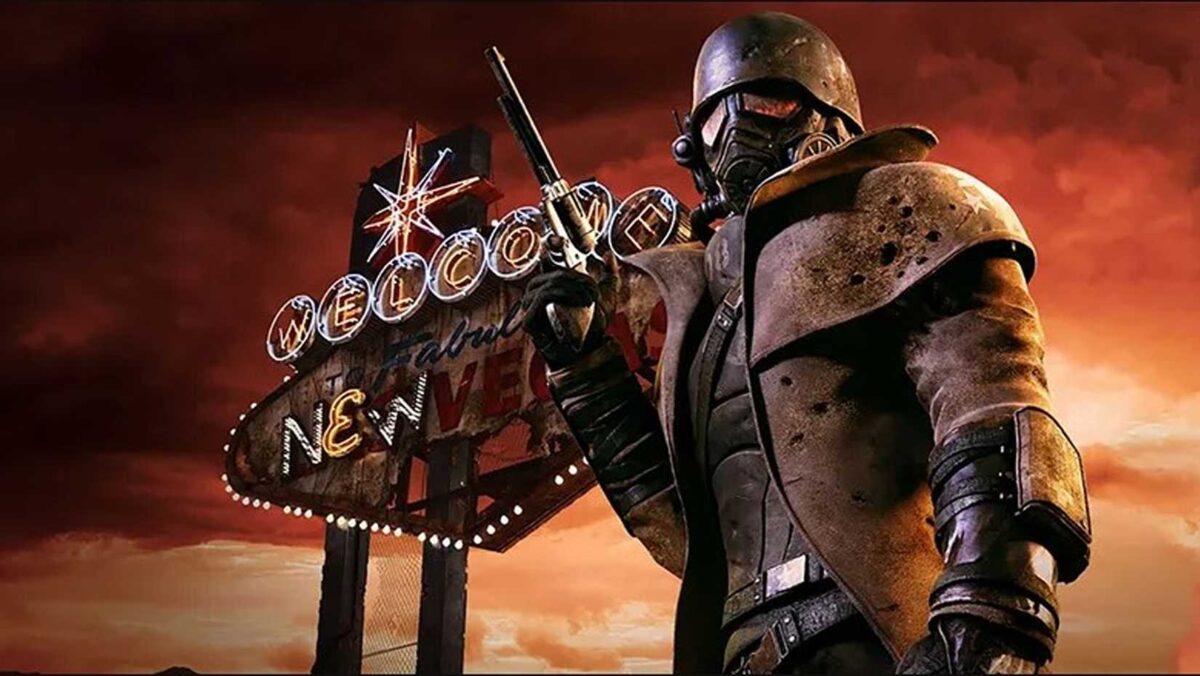 A Fallout New Vegas NCR Ranger stands in front of the famous sign on the strip.