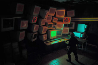 Netflix vouchers pirataria