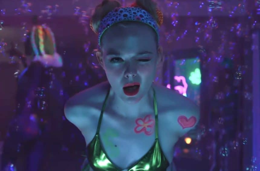 Apple TV’s New Drama: Elle Fanning in ‘Margo Está em Apuros’