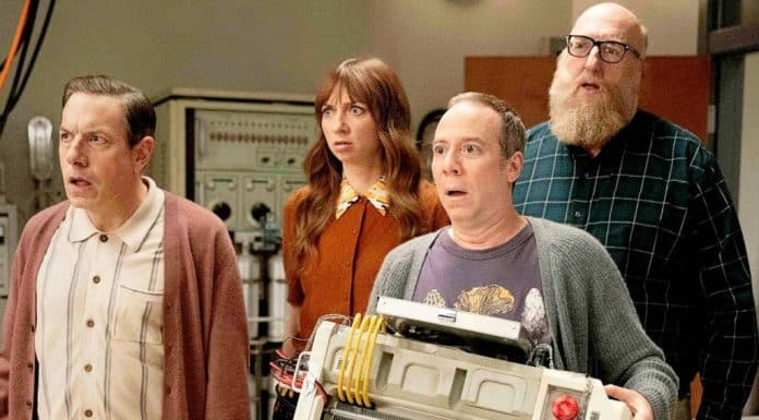 Nova Série Derivada de The Big Bang Theory Chega em Julho Nova Série Derivada de The Big Bang Theory Chega em Julho - Stuart Fails to Save the Universe