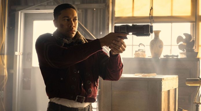 Fallout: Maximus – A Nova Era do Apocalipse em Série Chega em Agosto de 2027 Imagem da série Fallout: Maximus mostrando a nova armadura em um cenário pós-apocalíptico.