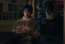 Obsession: Curry Barker Revela Detalhes do Cut do Diretor e Novas Cenas Brutais Capa do filme Obsession com Curry Barker