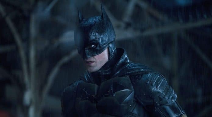 The Batman 2: Como o Lançamento Quebrará uma Tradição de 84 Anos nos Filmes do Cavaleiro das Trevas Pôster do filme The Batman 2 com o Cavaleiro das Trevas em destaque