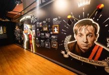 Chaves: A Exposição Inaugura em Recife e Promete Nostalgia para Fãs Exposição Chaves no RioMar Recife