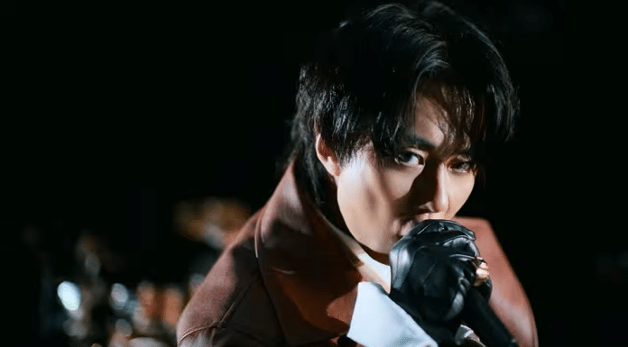Hiromitsu Kitayama Lança ‘BACKLASH’ para Anime de 2026 Hiromitsu Kitayama Lança ‘BACKLASH’ para Anime de 2026 - Hiromitsu Kitayama BACKLASH