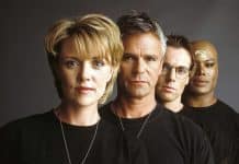 Réplicas de Stargate SG-1: Novo Lançamento Imperdível Réplicas de Stargate SG-1: Novo Lançamento Imperdível - Stargate SG-1 réplica