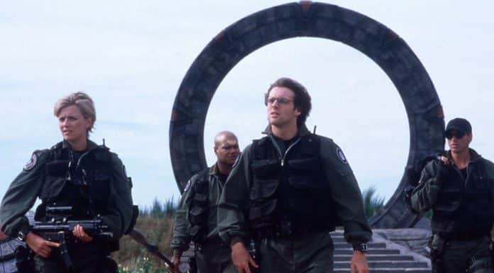 Stargate: Réplicas Memoráveis Chegam em Dezembro Stargate: Réplicas Memoráveis Chegam em Dezembro - Stargate SG-1 réplicas