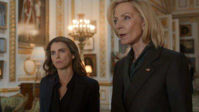 the-diplomat-final-da-4a-temporada-wp-content%2fuploads%2f2026%2f10%2fkate-and-penn-1792144013 The Diplomat: Reviravolta no Final da 4ª Temporada - The Diplomat final da 4ª temporada